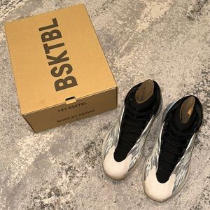 Adidas | Yeezy Basketball Quantum 5